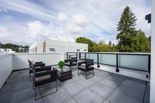 21-6328 King George Boulevard, Surrey, BC 