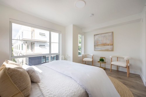 21-6328 King George Boulevard, Surrey, BC 