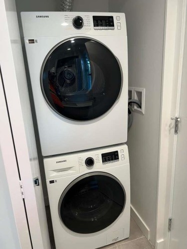 507-13725 George Junction, Surrey, BC 