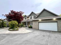 20683 66a Avenue  Langley, BC V2Y 2Y4