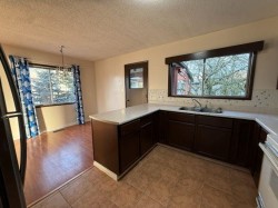 168XX 0 Avenue  Surrey, BC V3Z 9N9