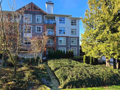 101-14605 Mcdougall Drive, Surrey, BC 