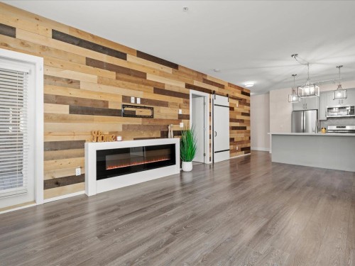 101-14605 Mcdougall Drive, Surrey, BC 