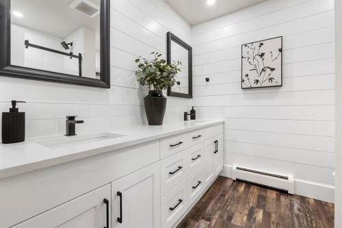 22285 64 Avenue, Langley, BC 