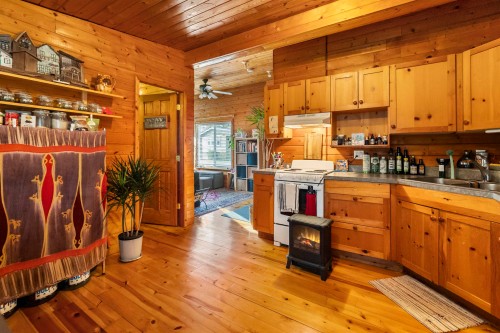 22285 64 Avenue, Langley, BC 