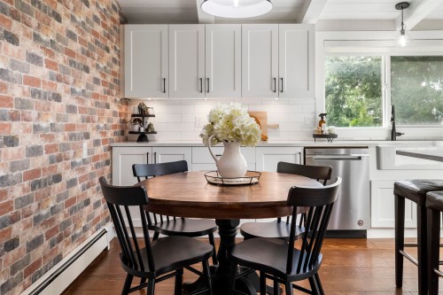 22285 64 Avenue, Langley, BC 