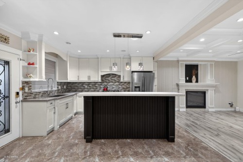 9543 119A Street, Delta, BC 