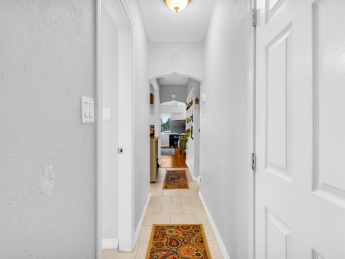 852 Stevens Street, White Rock, BC 