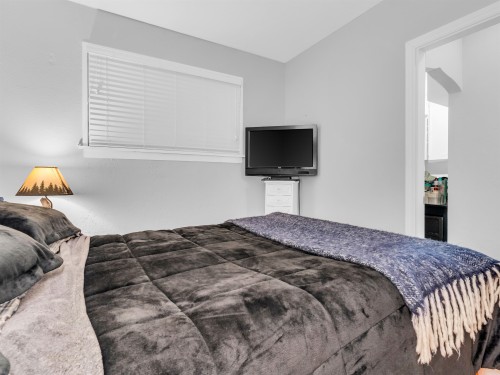 852 Stevens Street, White Rock, BC 