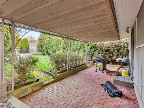 852 Stevens Street, White Rock, BC 