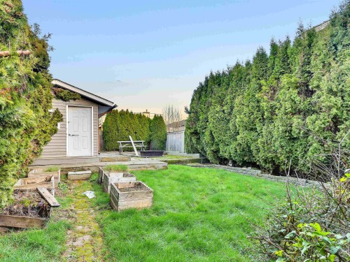 852 Stevens Street, White Rock, BC 