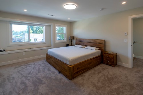 937 160B Street, Surrey, BC 