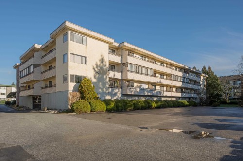 313-20460 54 Avenue, Langley, BC 