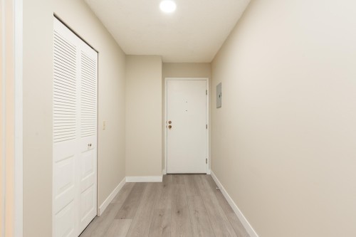 313-20460 54 Avenue, Langley, BC 