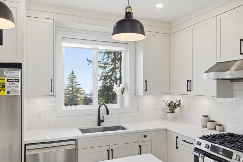 102-16058 9A Avenue, Surrey, BC 