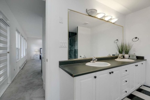 13636 60A Avenue, Surrey, BC 