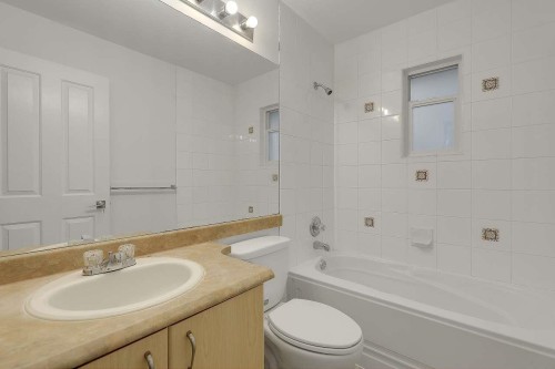 6626 Hampton Boulevard, Surrey, BC 