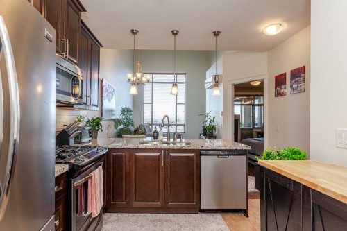 621-8067 207 Street  Langley, BC V2Y 0N9