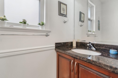 6999 144A Street, Surrey, BC 