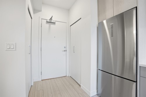 604-10777 138 Street, Surrey, BC 