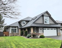 9749 206 Street  Langley, BC V1M 2H5