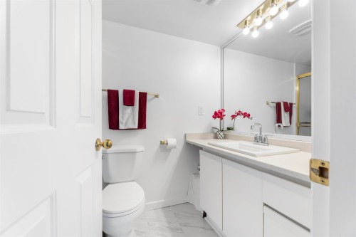 801-11910 80 Avenue, Delta, BC 