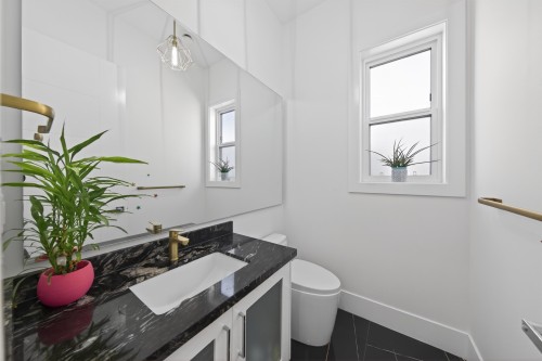 16764 18A Avenue, Surrey, BC 