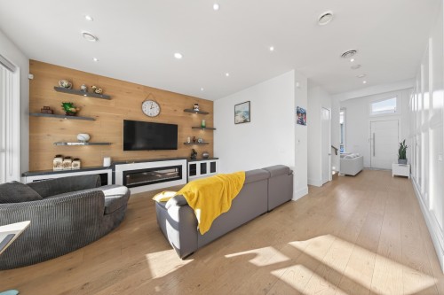 16764 18A Avenue, Surrey, BC 