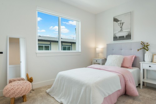 33-6162 138 Street, Surrey, BC 