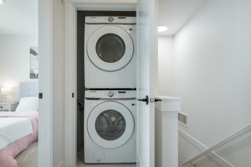 33-6162 138 Street, Surrey, BC 