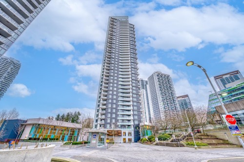 1801-9887 Whalley Boulevard  Surrey, BC V3T 0P4