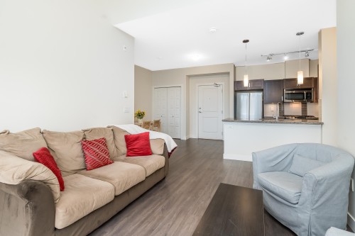 405-20058 Fraser Highway, Langley, BC 