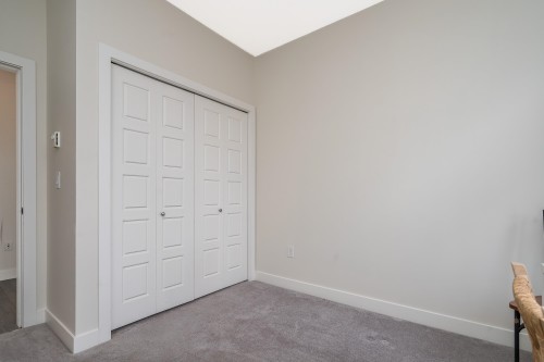 405-20058 Fraser Highway, Langley, BC 