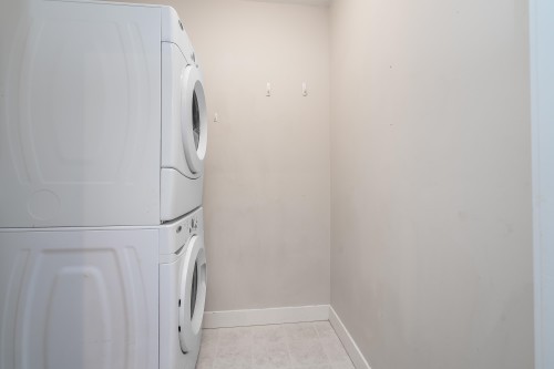 405-20058 Fraser Highway, Langley, BC 