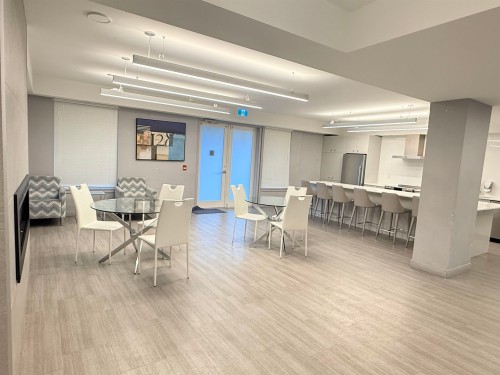 213-10838 Whalley Boulevard, Surrey, BC 