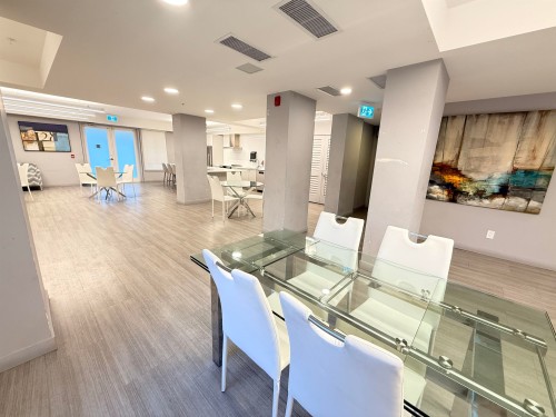 213-10838 Whalley Boulevard, Surrey, BC 