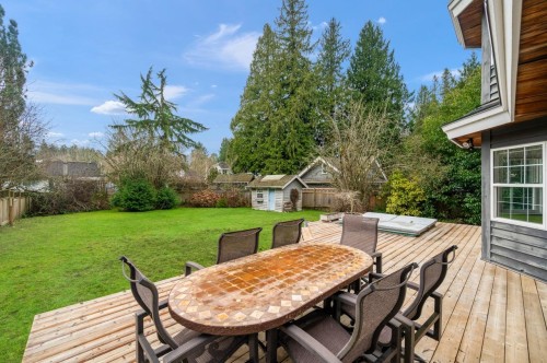 12588 25 Avenue, Surrey, BC 