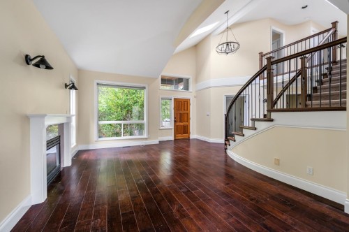 12588 25 Avenue, Surrey, BC 