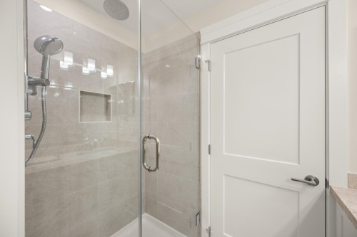 A518-8233 208B Street Street, Langley, BC 