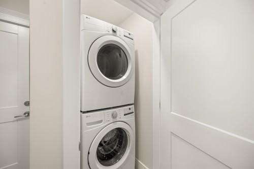 A518-8233 208B Street Street, Langley, BC 