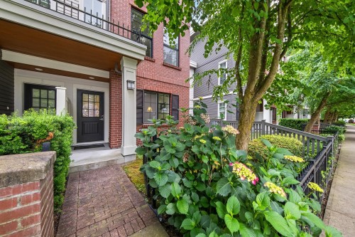 4-3399 151 Street  Surrey, BC V3Z 0L3