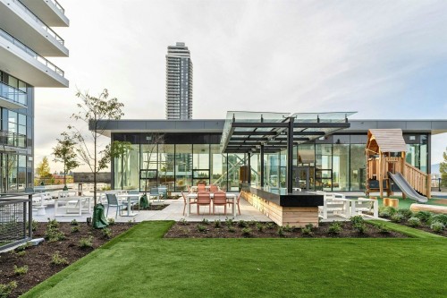 1605-13675 107A Avenue, Surrey, BC 