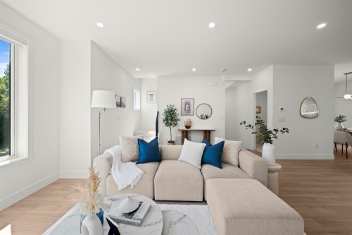 60-16358 90 Avenue, Surrey, BC 