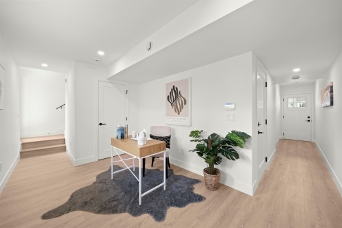 60-16358 90 Avenue, Surrey, BC 