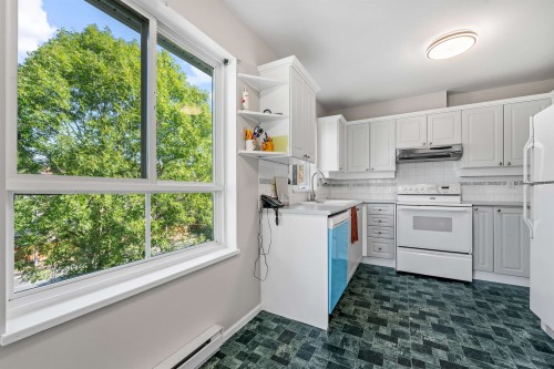 326-19750 64 Avenue, Langley, BC 