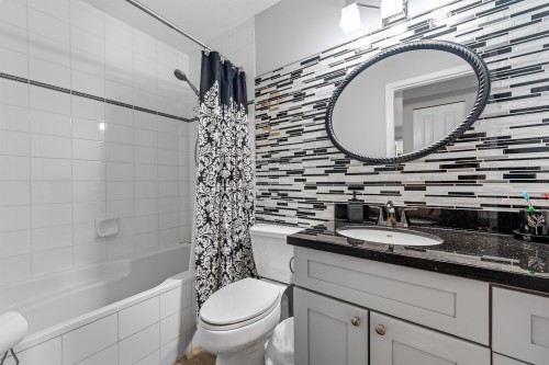 326-19750 64 Avenue, Langley, BC 