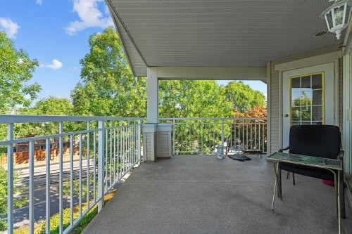 326-19750 64 Avenue, Langley, BC 