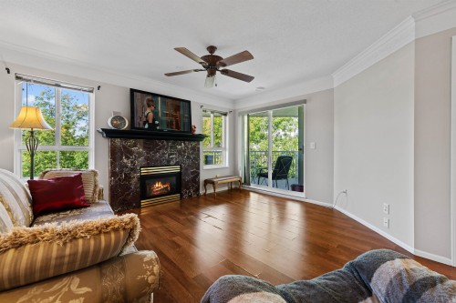 326-19750 64 Avenue, Langley, BC 