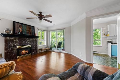 326-19750 64 Avenue, Langley, BC 