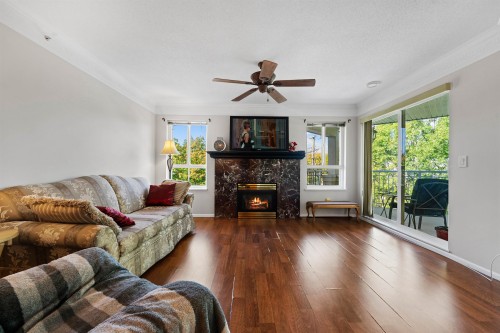 326-19750 64 Avenue, Langley, BC 